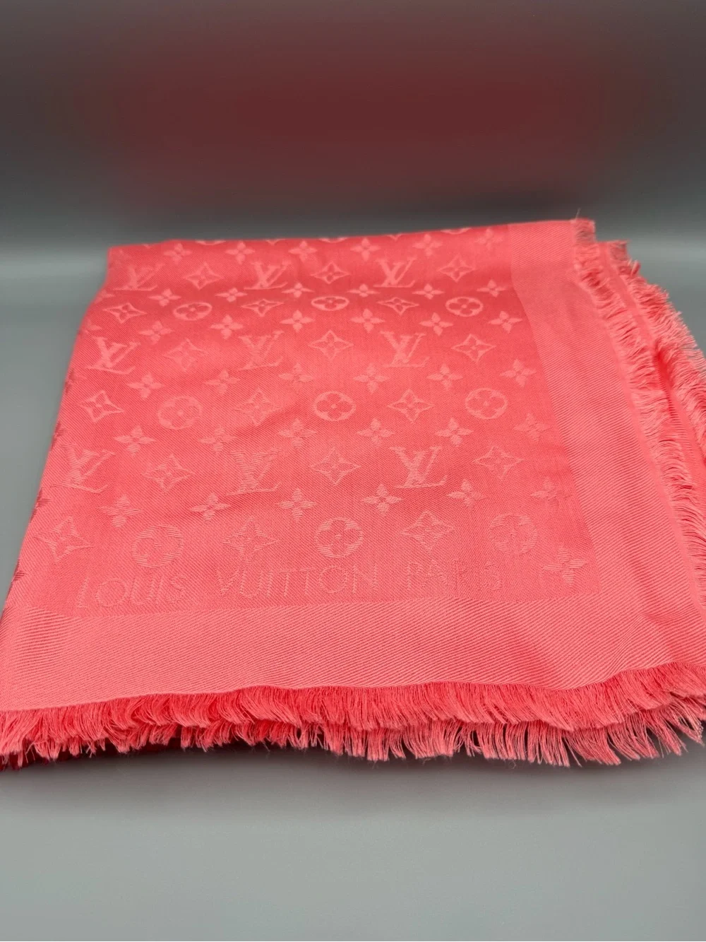 Louis Vuitton Shine Shawl Coral Monogram